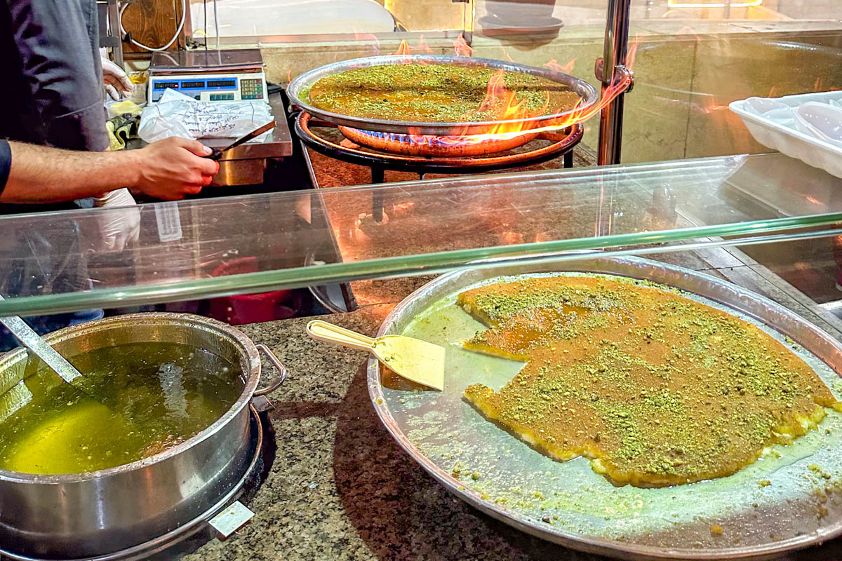 préparation d'un Kunafa